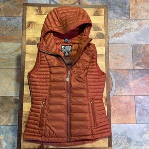 Super cute Kuhl SpyFire Puffy Vest-Like New!
